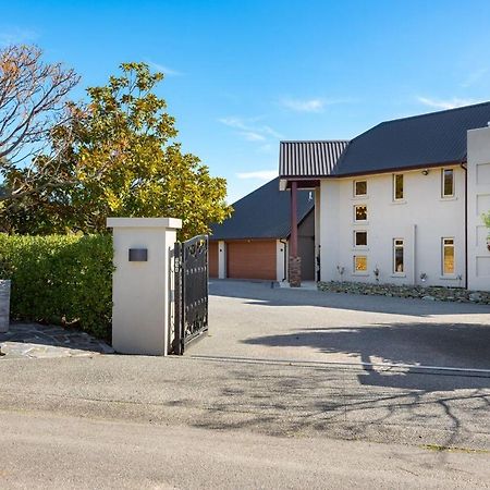 Aldaha Luxury Accommodation Blenheim Exterior photo