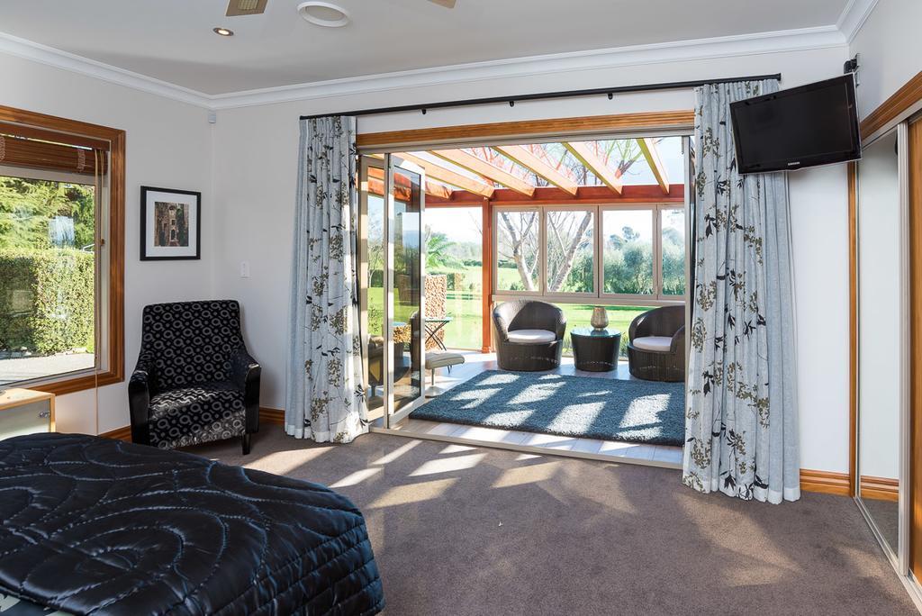Aldaha Luxury Accommodation Blenheim Exterior photo