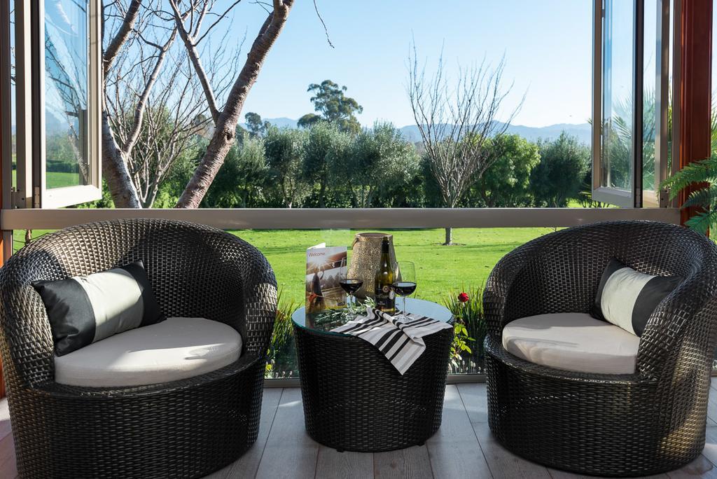 Aldaha Luxury Accommodation Blenheim Exterior photo